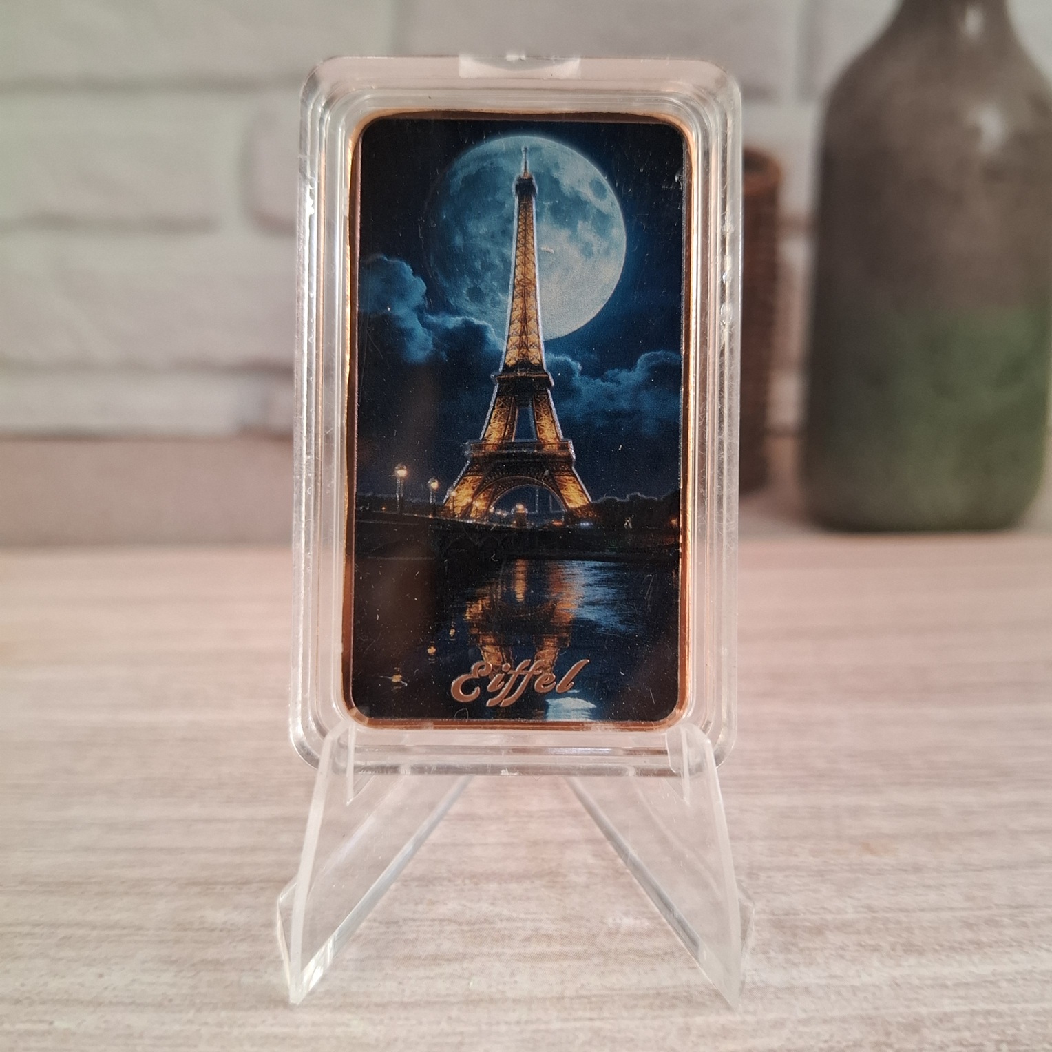 Lavish Mint Eiffel 1 avdp .999 Fine Copper
